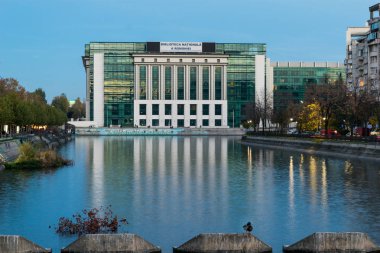 Bucharest, Romanya - 04 Kasım 2018: Romanya Milli Kütüphane Binası Bükreş, Romanya, Avrupa'nın görünümünü