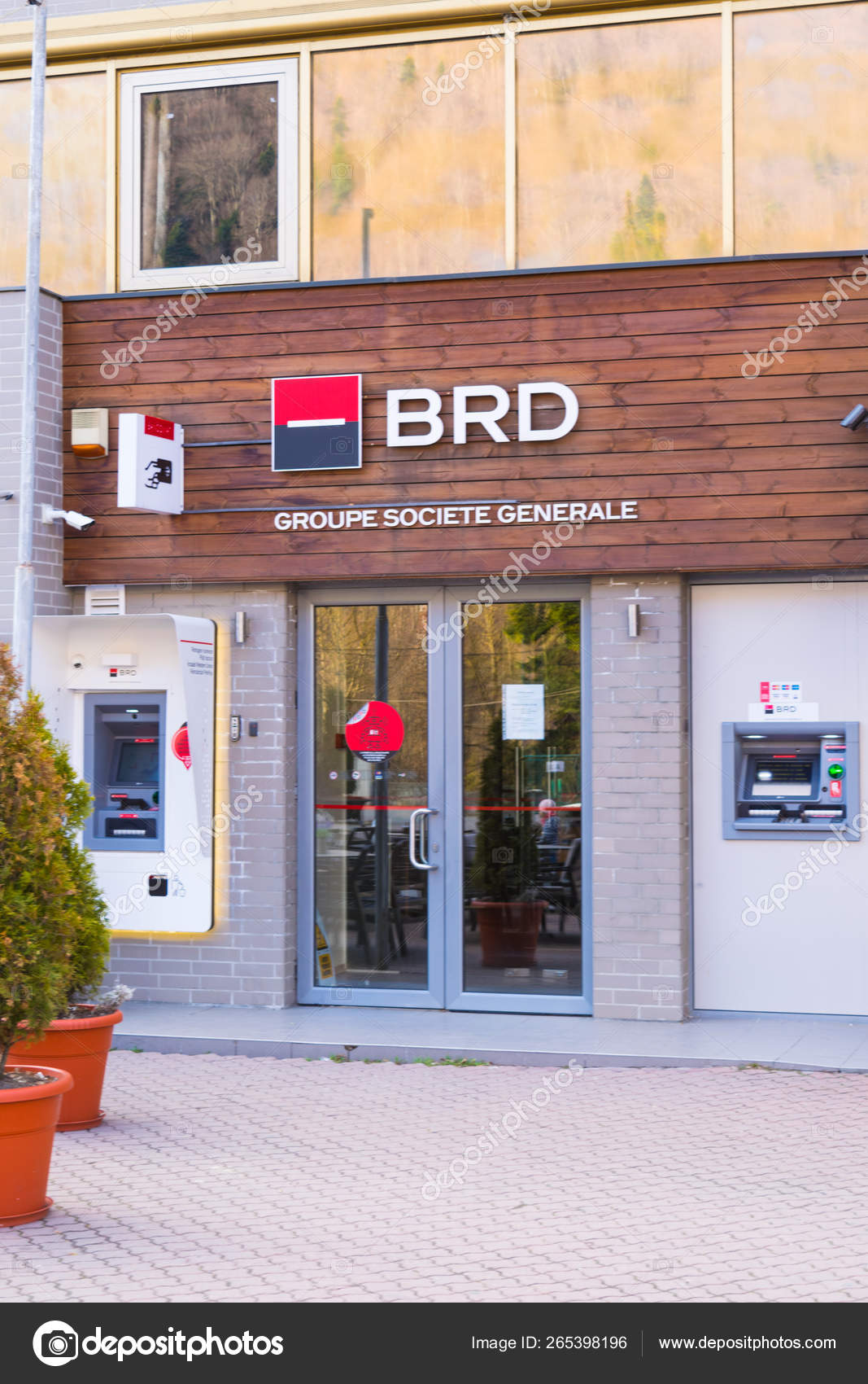 Sinaia Romania March 09 2019 Brd Group Societe Generale Romanian Bank Branch Entrance And Atm Situated In Sinaia Prahova Romania Stock Editorial Photo C Florinro 265398196