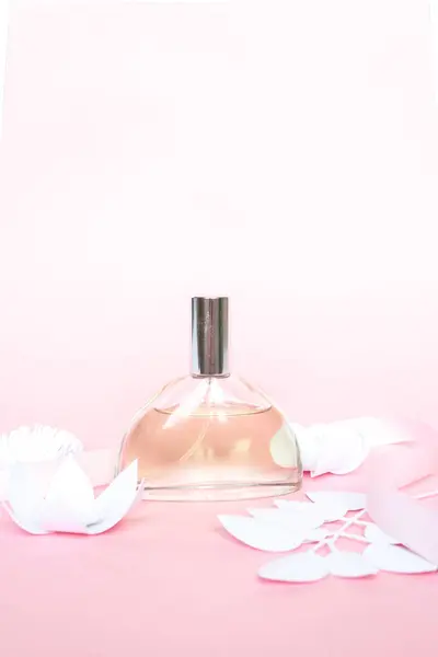 Flower Arrangement Flowers Fragrance Perfume Pink Background Cut Paper — Stock Photo, Image