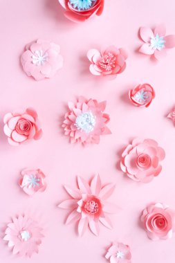 Kağıt çiçekler güzel desen stili arka plan.