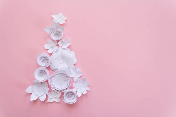 Kellemes Karácsonyi Ünnepeket Boldog Évet Karácsonyfa Készült Fehér Papír Virágok — Stock Fotó