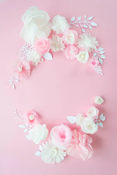 Flores Papel Blanco Rosa Sobre Fondo Rosa Marco Flor — Foto de Stock