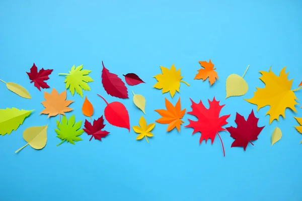 Kağıt yaprakları kırmızı, turuncu, sarı yaprak sonbahar sonbahar.