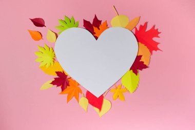 Kağıt yaprakları kırmızı, turuncu, sarı yaprak sonbahar sonbahar.