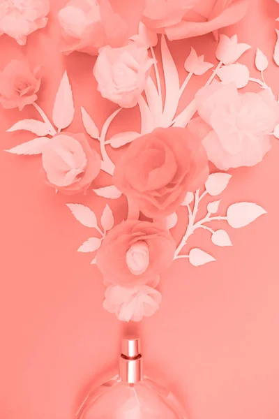 Flower arrangement. Flowers, fragrance, perfume on pink — Stock Photo, Image