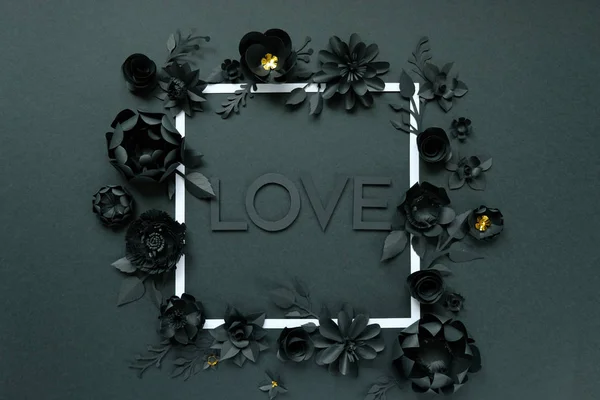 Flores de papel negro, fondo floral, ramo de novia, boda, quilling, marco cuadrado — Foto de Stock