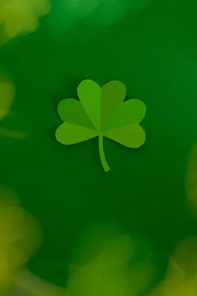 Gelukkig St.Patrick de dag shamrock tekst wenskaart — Stockfoto