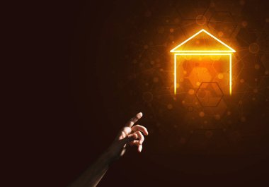 Parlayan ev simgesini veya simge gösteren erkek ele