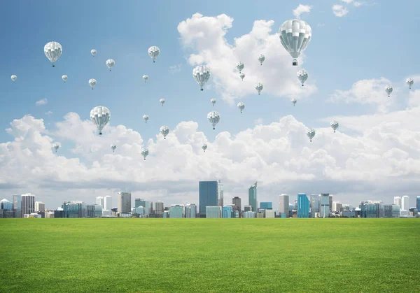 Modernes Stadtbild Mit Gebäuden Und Luftballons Himmel — Stockfoto