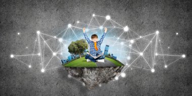 Bağlantı konsepti yüzen ada ve üzerinde kitap oturan mutlu çocuk