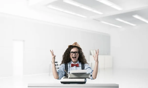 Happy Woman Writer Hat Eyeglasses Using Typing Machine While Sitting — Stock Photo, Image