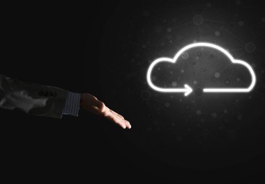 Parlak bulut bilgisayar kavramı gösteren işadamı ele