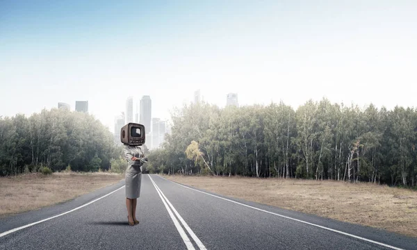 Zakenvrouw Pak Met Een Oude Plaats Van Hoofd Houden Van — Stockfoto