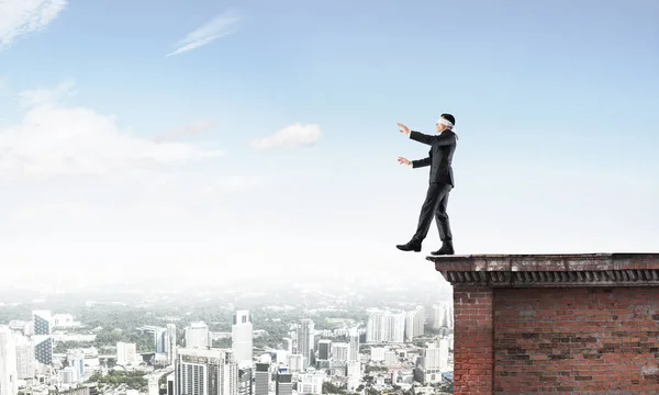 Businessman Blindfolder Eyes Walking Building Top — Stock Photo, Image