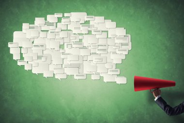 Duyuru kağıt trompet yapma işkadını kapanışı