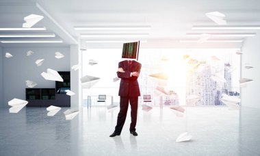 İş yerine silah tutmak kafa İzleyicisi ile takım elbiseli adamı dururken kağıt uçaklar ofis binası içinde uçan arasında geçti. 3D render.