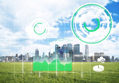 Ekranda medya simgelerine ve arka planda iş şehrine sahip modern teknolojiler kavramı