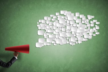 Duyuru kağıt trompet yapma işkadını kapanışı