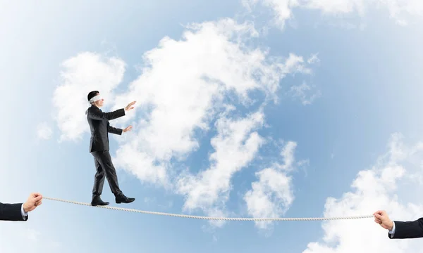 Businessman Blindfolder Eyes Walking Rope Sky Background — Stock Photo, Image