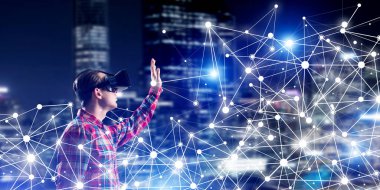 Sanal gerçeklik kulaklık veya bağlantı çizgileri arasında 3d gözlük ile genç adam