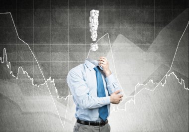 Başı yerine ünlem işareti olan yüzsüz iş adamı.