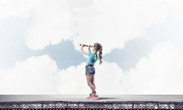 Cute Kid Girl Standing House Roof Looking Spyglass — Stock Photo, Image