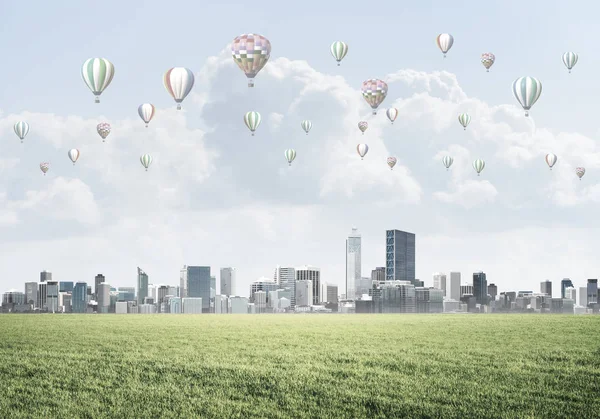 Modernes Stadtbild Mit Gebäuden Und Luftballons Himmel — Stockfoto