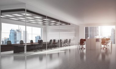 Pencereleri ve işyerleri olan modern, boş, zarif bir ofis. Karışık ortam