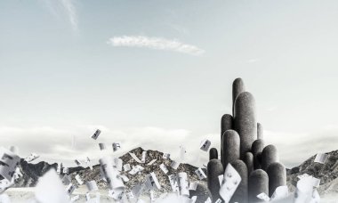 Açık havada güzel manzara ile kağıtları arka plan üzerinde uçan arasında yer alan yüksek ve büyük taş sütunlar görüntüsü. Duvar kağıdı, zemin ile boşaltmak.