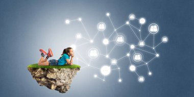 Sevimli kız yüzen ada ve sosyal bağlantı kavramı