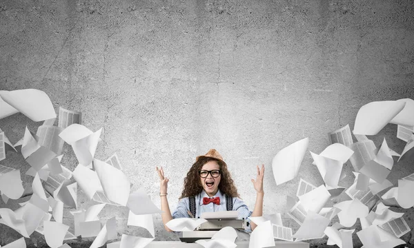 Young Beautiful Woman Writer Hat Eyeglasses Using Typing Machine While — Stock Photo, Image