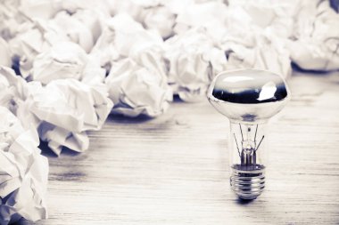 Üstün senin parlak fikrin