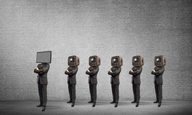 Eski teknolojiye karşı modern teknoloji.