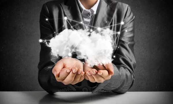 Empresário Terno Mantendo Nuvem Com Conexões Rede Mãos Com Parede — Fotografia de Stock