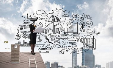 Kamera kafası ile ev güvenlik ve gizlilik koruma kavramı