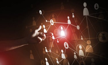 Karanlık arka planda iletişim ve ağ kurmak için modern kablosuz teknolojiler yaratmak