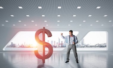 Öfkeli genç işadamı yumruklanmış dolar sembolüyle kaza yapacak.