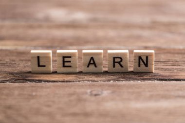 toplanan mektup Word'le ahşap öğeleri bilgi edinme