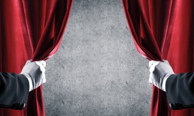 Perde arkasında beton duvar ve el açma