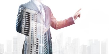 İşadamı boş alanı işaret ediyor