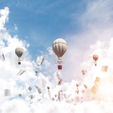 Havada uçan sıcak hava balonları.