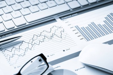 Ortalama satış raporu hazırlanıyor