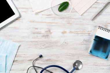 Modern hastanede tıbbi teşhisler.