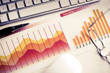 Ortalama satış raporu hazırlanıyor