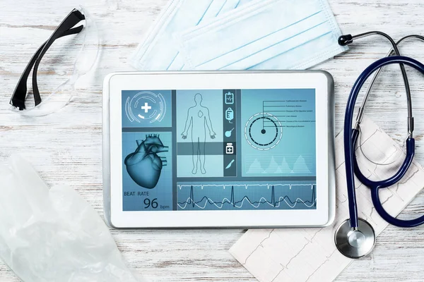 Diagnóstico Médico Hospital Tablet Ordenador Con Interfaz Aplicación Médica Pantalla — Foto de Stock