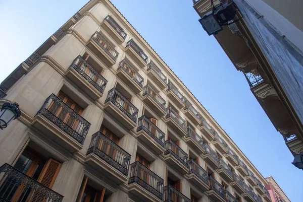 Laag Uitzicht Het Dorpshuis Alicante Met Kleine Spaanse Balkons Costa — Stockfoto