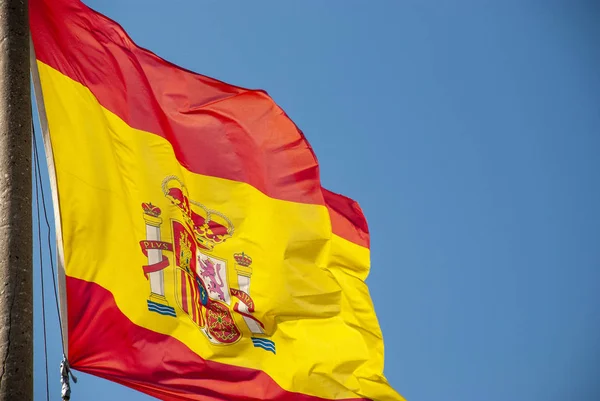 Vlag Van Spanje Voeren Paal Wuiven Wind — Stockfoto