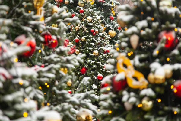 Schön Geschmückter Weihnachtsbaum — Stockfoto