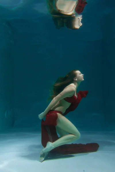 Pretty Caucasian Long Hair Woman Swimming Underwater Red Sexy Lingerie — Stock Photo, Image