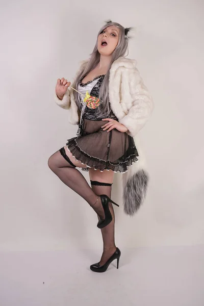 Sexy Gordinha Menina Vestindo Empregada Vestido Lingerie Transparente Lobo Orelhas — Fotografia de Stock